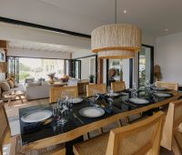 Villa The Beach Villa Cemagi, Dining Area